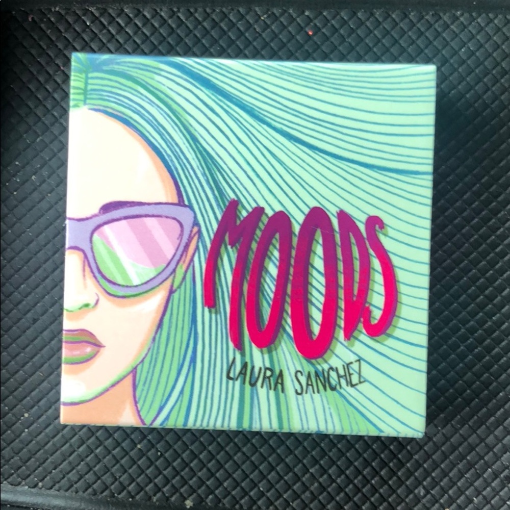 🔹4/$20🔹 Moods by Laura Sanchez NWOT